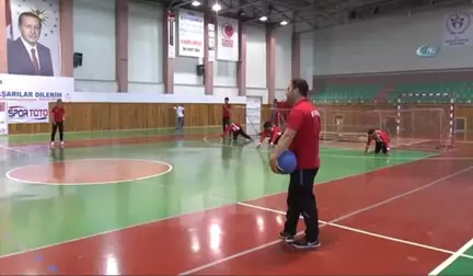 Görme Engelliler Goalball ile Hayata Tutunuyor