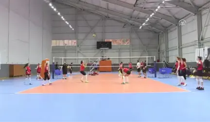 A Milli Kadın Voleybol Takımı'nın Kartepe Kampı - Başantrenör Guidetti