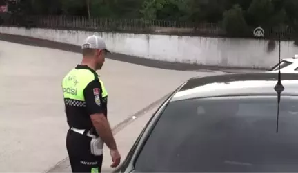 Polis Memuru Antrenör, Şampiyonlar Yetiştiriyor