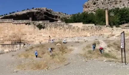 Tarihi Cendere Köprüsü Çevresinde Temizlik Seferberliği