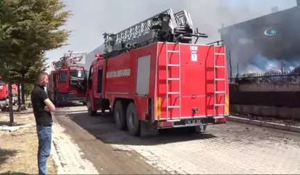 Uşak'ta Fabrika Yangını