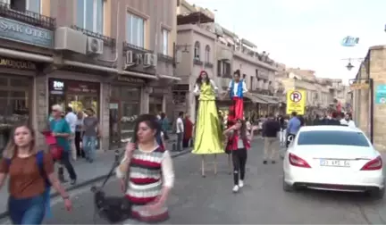 Mardin'de, 7 İm. Uluslararası Sirk Festivali' Başladı