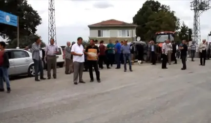 Bafra'da Köylülerden Yol Tepkisi