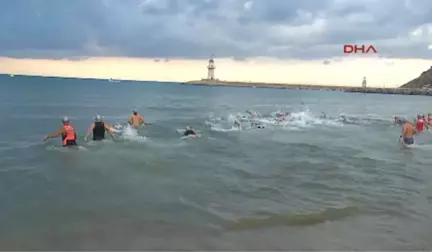 Alanya'da Triatlon Heyecanı