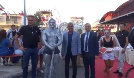 Antalya Manavgat'ta 'Sokakta Hayat Var'