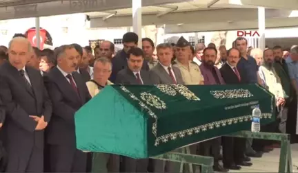 Cumhurbaşkanlığı, Eyüp Sultan'da Aşure Dağıttı