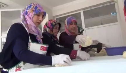 Tokat'ta Yöresel Ürünlere Kadın Eli Değdi