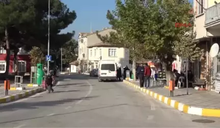 Edirne Bu İlçede Yaşlıların Evleri Temizleniyor, Ütüleri, Yemekleri Yapılıyor