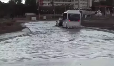 Ayvalık'ta Şiddetli Sağanak