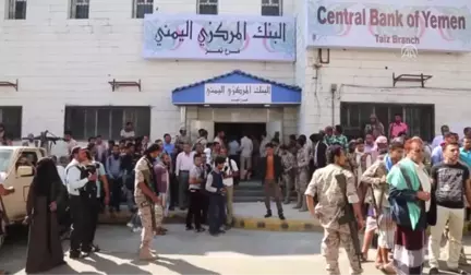 Yemen Merkez Bankasının Taiz Şubesi Çalışmalarına Başladı