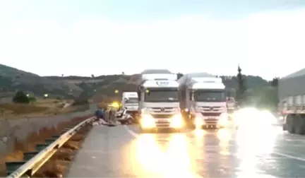 Zincirleme Trafik Kazası: 1 Ölü 4 Yaralı