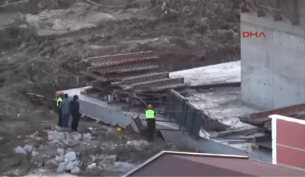 Bursa'da Hızlı Tren İnşaatında İskele Çöktü 1 Yaralı