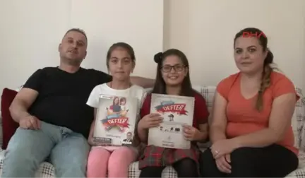 Antalya Öğrencilere Ders Anlatan Defter