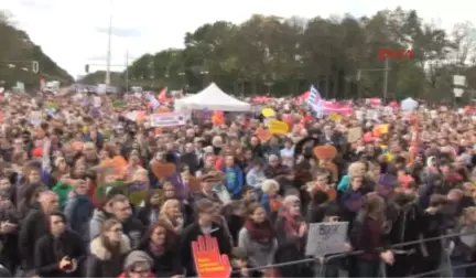 Berlin'de Irkçı Parti Afd Karşıtı Büyük Miting