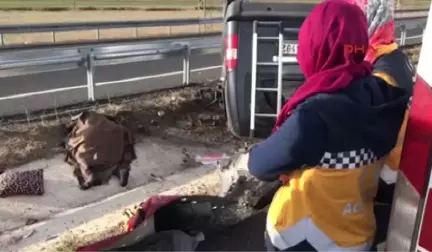 Erzurum Bariyere Çarpan Araçtan Fırlayan 1 Kişi Öldü, 2 Kişi Yaralandı