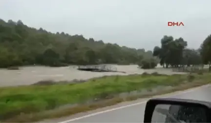 Tekirdağ Sarayda Askeri Araç Devrildi 1 Asker Kayıp 2