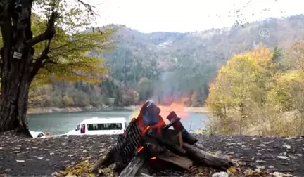 Sülüklü Göl'de Sonbahar Güzelliği