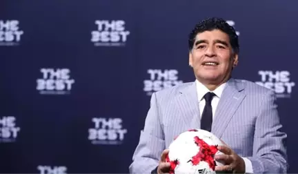 Efsane Futbolcu Maradona, Arjantin Teknik Direktörü Sampaoli'ye 