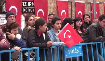 Şehit Polisin Cenaze Namazını İmam Babası Kıldırdı (1)