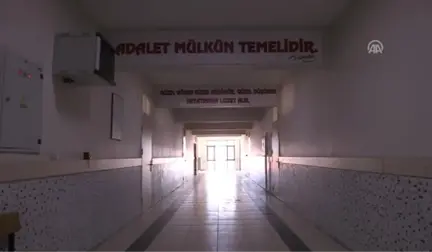 Temsili Duruşma Salonunda Meslek Öğreniyorlar