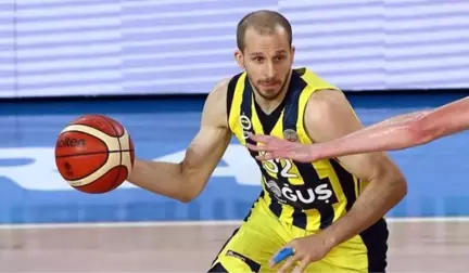 Fenerbahçe Doğuşlu Türk Basketbolcular, Milli Takımda Forma Giyemeyeceklerini Açıkladı