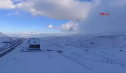 Kayseri Erciyes Beyaza Büründü