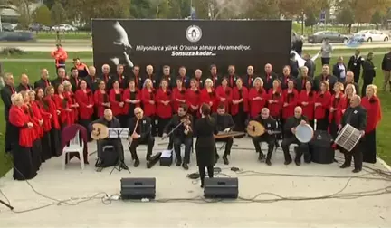 Maltepe'de Ata'ya Saygı Dalışı