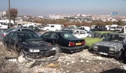 Yediemin Otoparkı Araç Mezarlığına Döndü