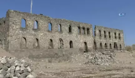 Beylerbeyi Sarayı Restorasyon Çalışmalarında Yeni Bir Giriş ve Top Mermisi Bulundu