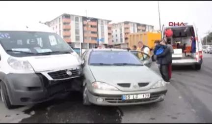 Tekirdağ Minik Efe, Kazada Yaralanan Annesi İçin Ağladı