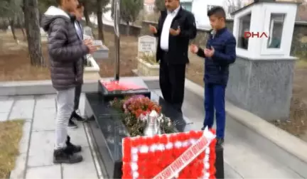 Çorum Şehit Öğretmen Şenay Aybüke Yalçın, Mezarı Başında Anıldı