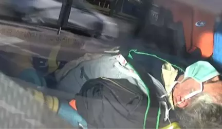 Beyoğlu'nda Kırmızı Işıkta Geçen Taksi Otomobile Çarptı: 1 Yaralı