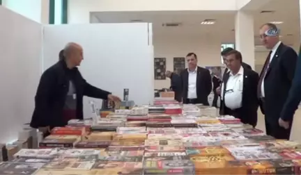 1. Biga Belediyesi Kitap Fuarı Açıldı