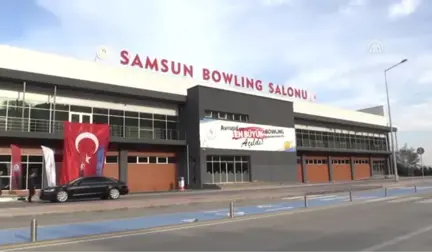 Türkiye'nin En Büyük Bowling Salonu Halka Açıldı