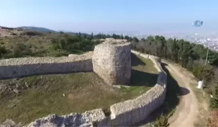 Aydos Kalesi'nde Tarih Öncesi Dönemin İzlerine Rastlandı