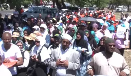 Güney Afrika'da Kadın ve Çocuklara Yönelik Şiddet Protesto Edildi - Cape