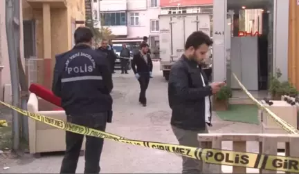 Adana Hurdacıdaki El Bombaları Patladı 1 Kişi Yaralandı