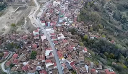 Dar Sokakların Çöpçüsü Nazlı ile 