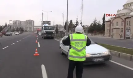 Malatya'da, 'Kış Lastiği' Denetimi