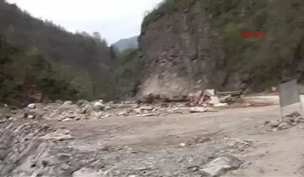 Rize Senoz Vadisi'nde 'Hes'e Çed Gerekli Değil' Kararı, Yargıya Taşındı