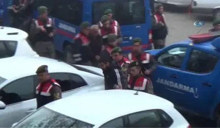 Kütahya'da Yanmış Otomobilde 2 Ceset Bulunması ile İlgili Gözaltına Alınan 3 Zanlı Adliyeye Sevk...