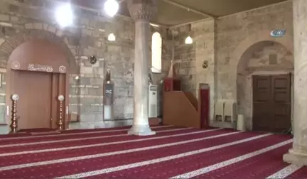 Trabzon'da Fatih Camii'nde Yapılan Çalışmanın Bir Benzerinin Ayasofya İçin Düşünülmesi Tepkilere...