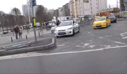 İstanbul'da Yollar Trafiğe Kapatılmaya Başlandı