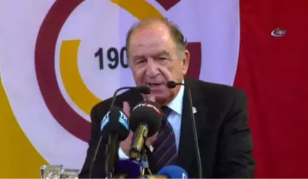 Galatasaray'da Yeni Divan Kurulu Üyeleri Beratlarını Aldı