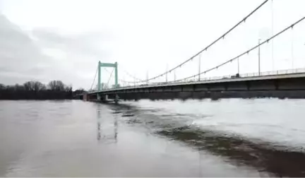 Aşırı Yağışlardan Su Seviyesi Yükselen Ren Nehri, Havadan Görüntülendi