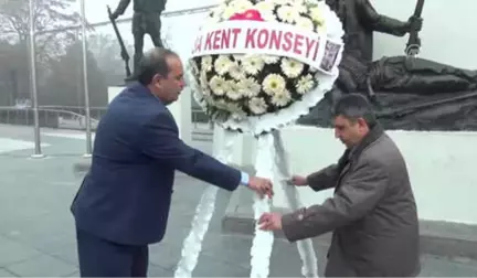 Görme Engellileri Anlamak İçin Gözleri Bağlı Yürüdüler