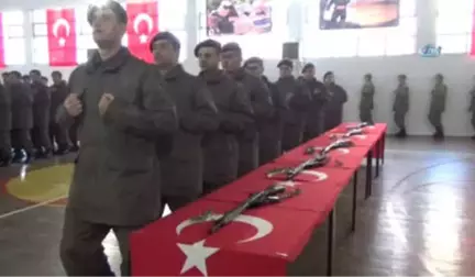 Artvin'de Kısa Dönem Erler Yemin Etti