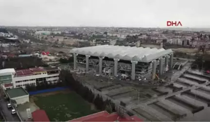 Abdi İpekçi Spor Salonu'nun Yıkımı Başladı