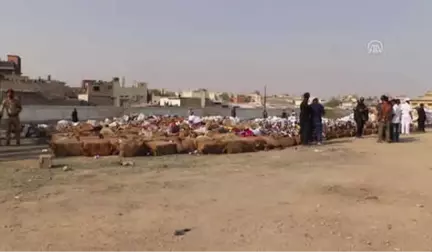 Dünya Gümrük Günü'nde Alkol Şişeleri Kepçe ve Silindirle Ezildi