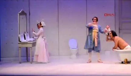 Antalya-'don Pasquale'ya Ayakta Alkış